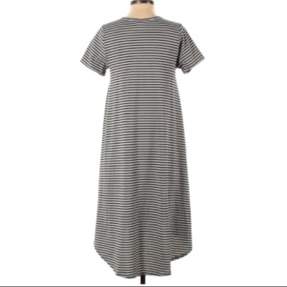 ✅ Bundle of two LulaRoe Oversized Casual  Dress Sz XS Stripped/ Bohemian Print - Picture 3 of 16